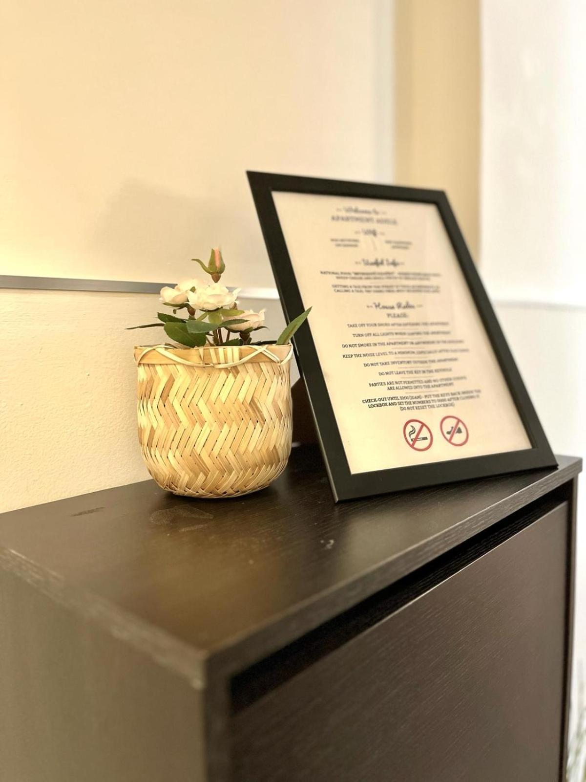 Apartment Adele - Old Town บราติสลาวา ภายนอก รูปภาพ